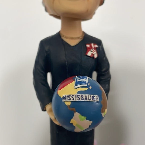 Mayor Hazel McCallion  2006   Astra Zeneca - Picture 5 of 5